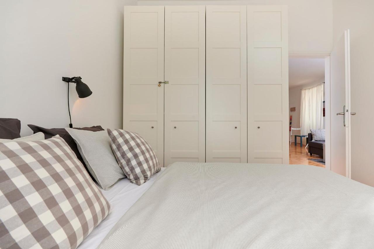 Apartment Tin Трогир Екстериор снимка