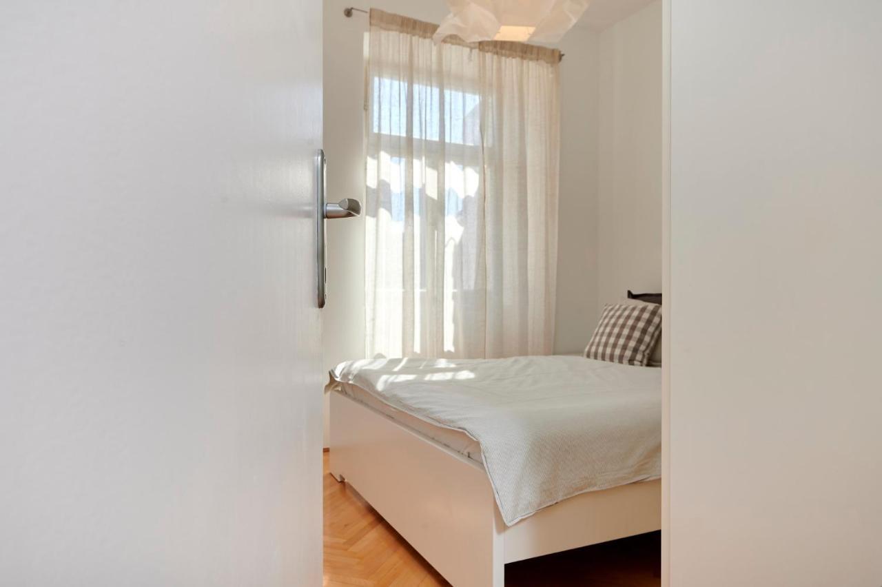 Apartment Tin Трогир Екстериор снимка